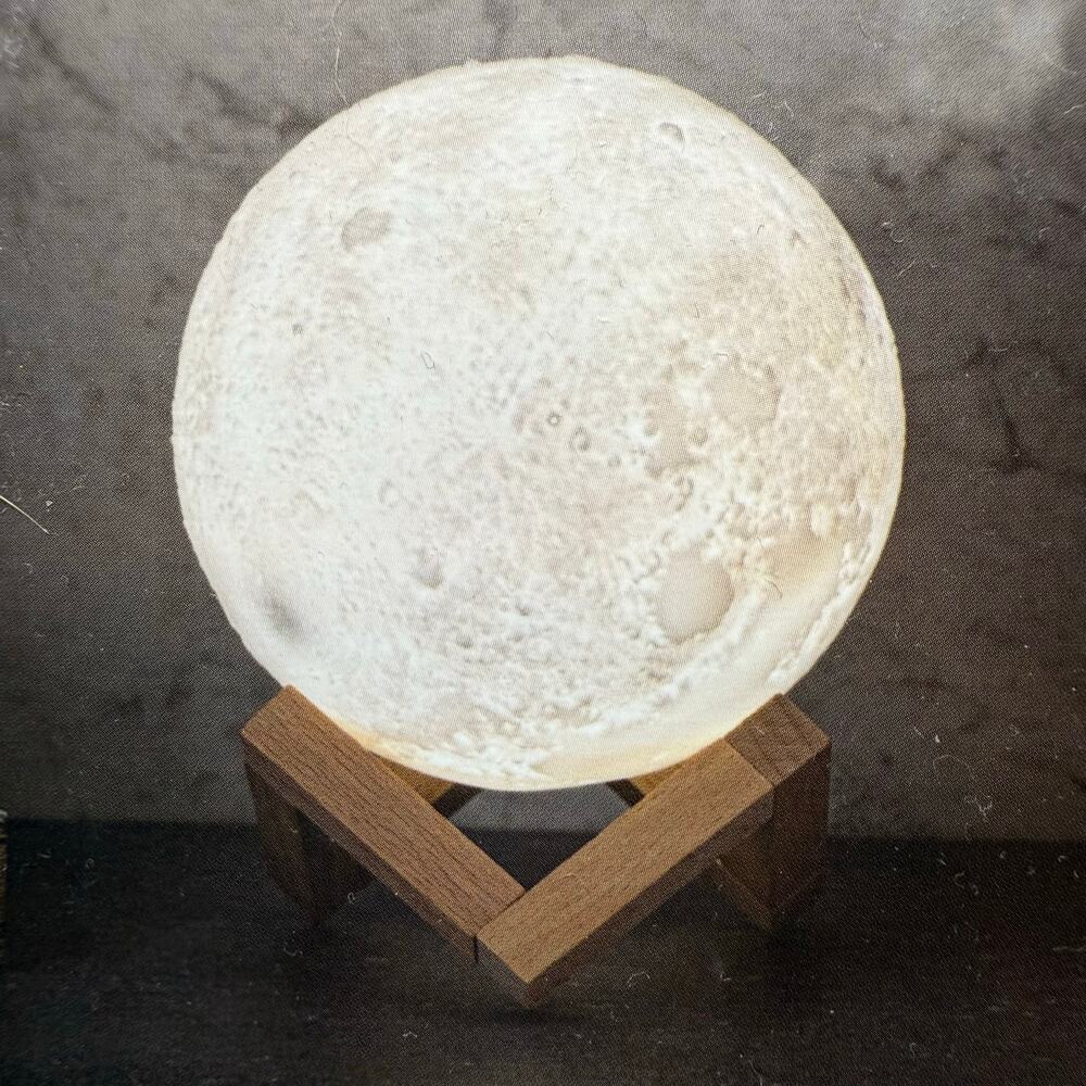 Sparoom Wireless Moon Lamp Selene Humidifier and Night Light New in Box - Picture 7 of 8